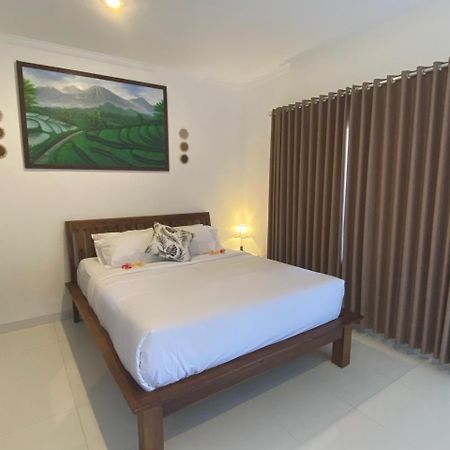 Manis Guest House Seminyak Exterior foto